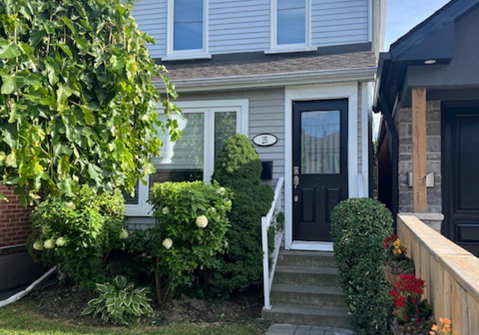 25-teignmouth-avenue-toronto-ontario-w12969468