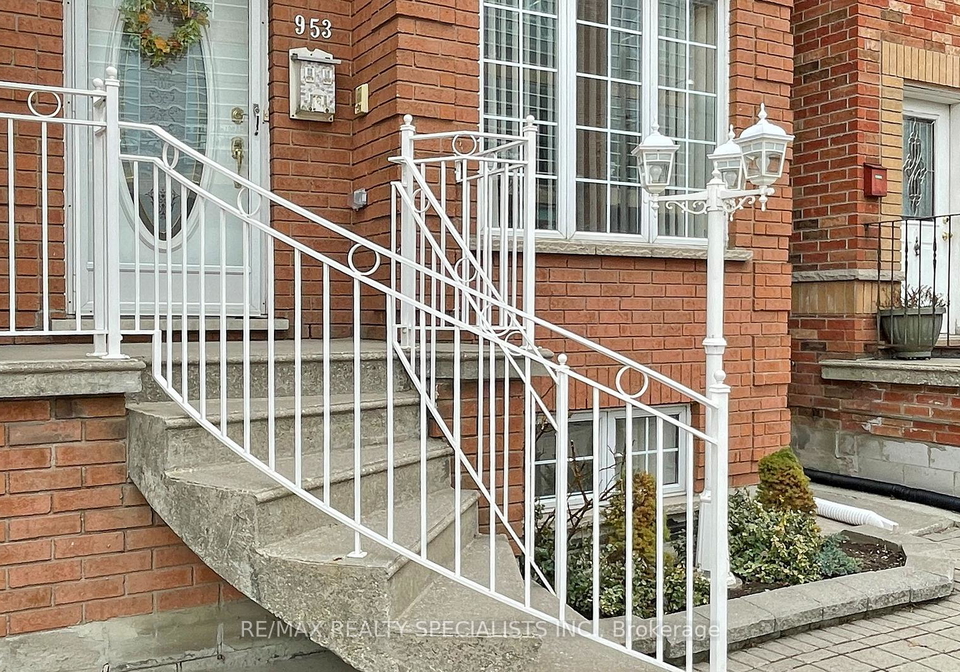 953-dupont-street-toronto-ontario-w12969522