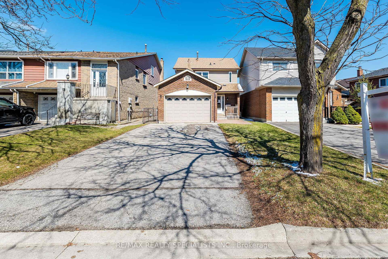 11-foxacre-row-brampton-ontario-w12969834