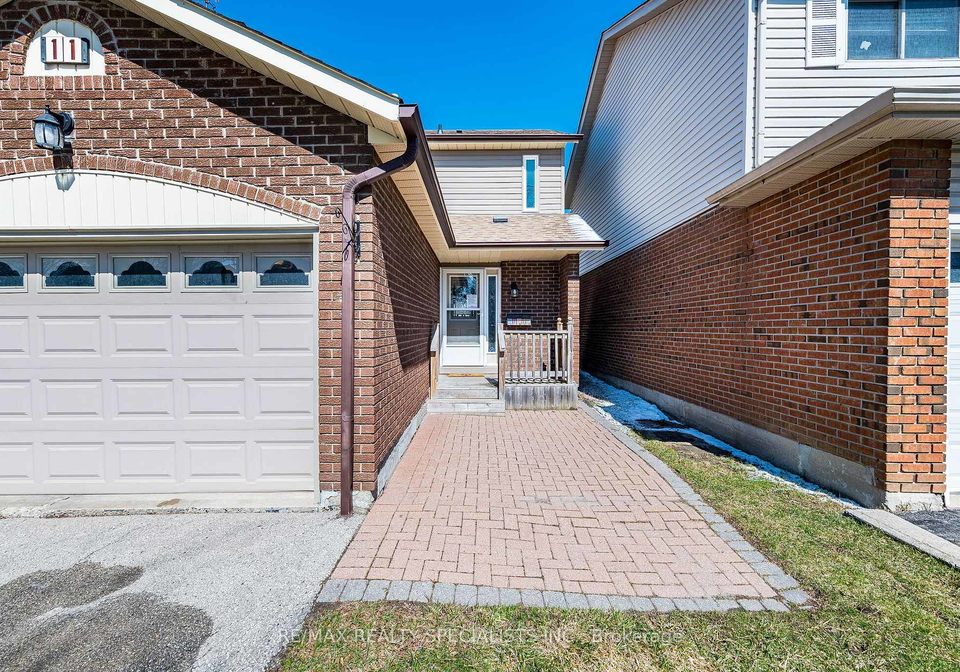 11-foxacre-row-brampton-ontario-w12969834