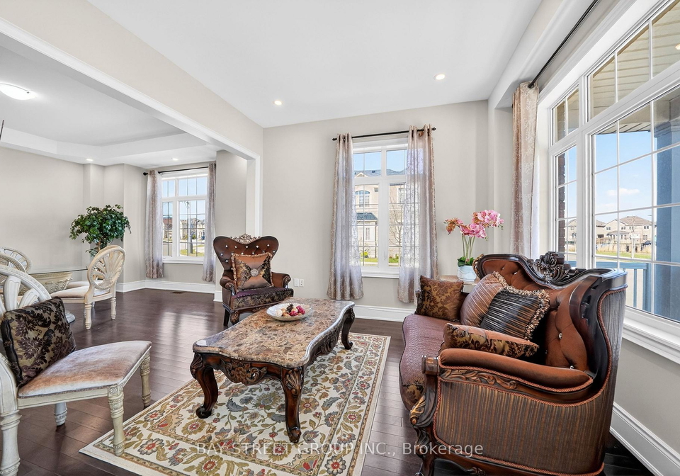 425-threshing-mill-boulevard-oakville-ontario-w12970362