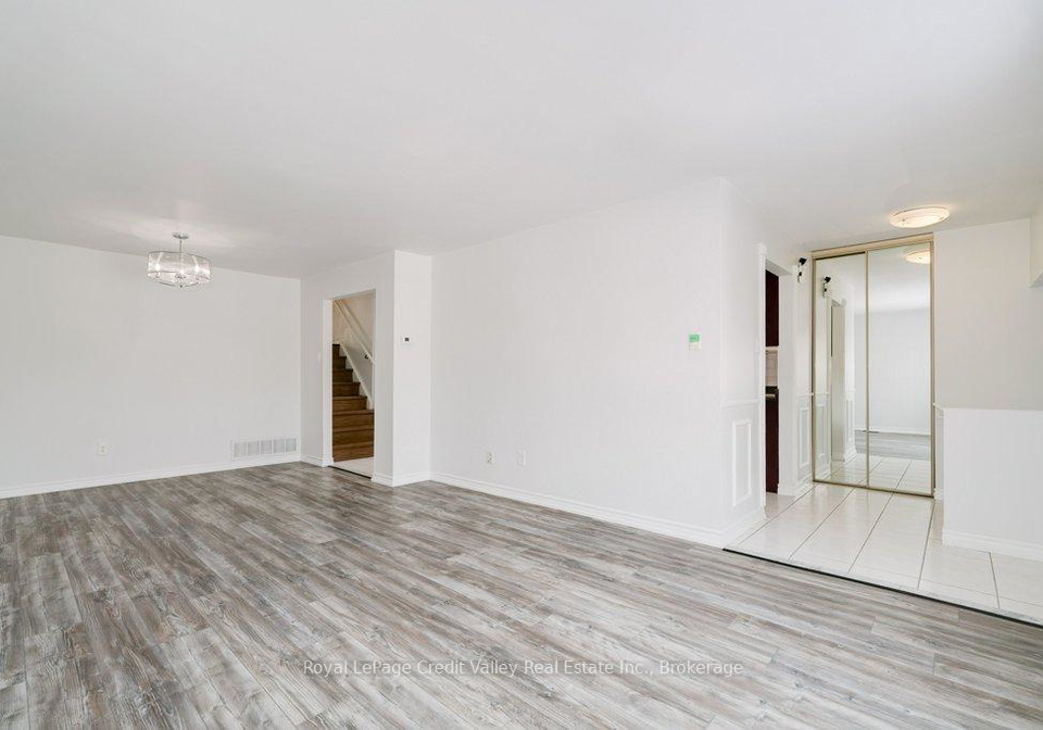 376-hansen-road-n-brampton-ontario-w12970386