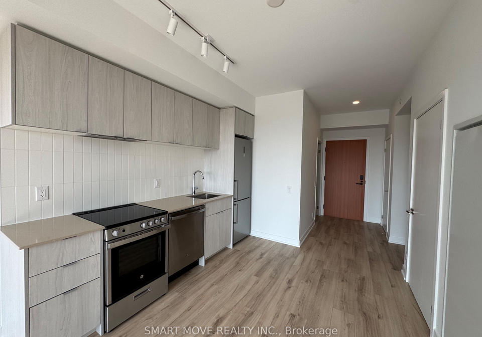 1660-bloor-street-toronto-ontario-w12970576
