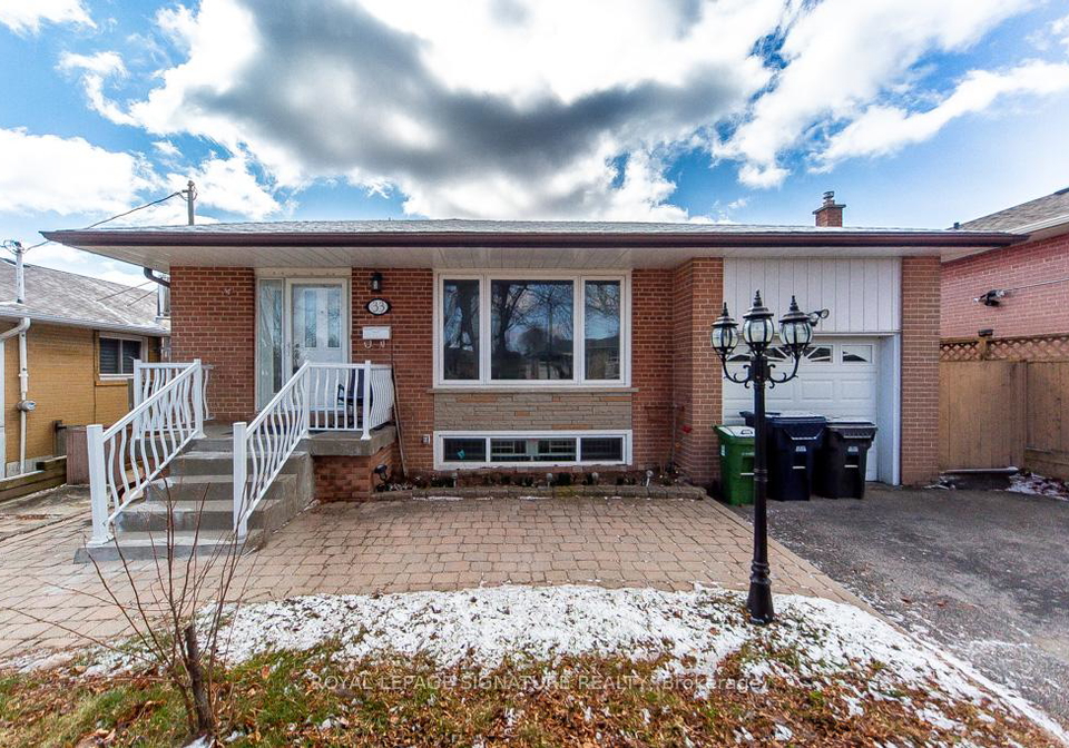 33-renault-crescent-etobicoke-ontario-w12970632