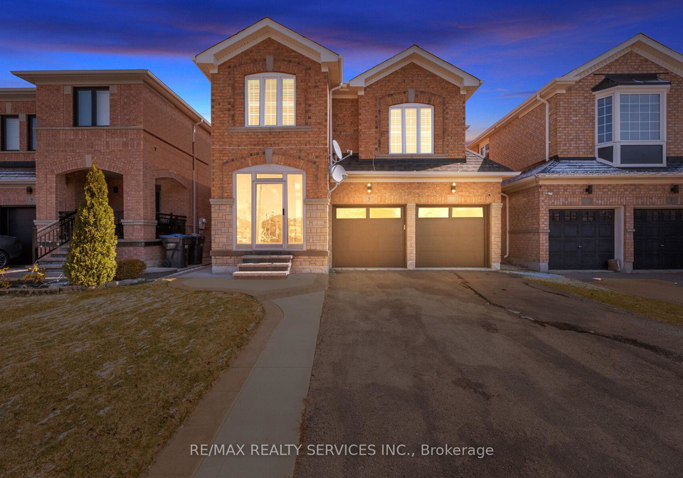 5-thornbush-boulevard-brampton-ontario-w12970658