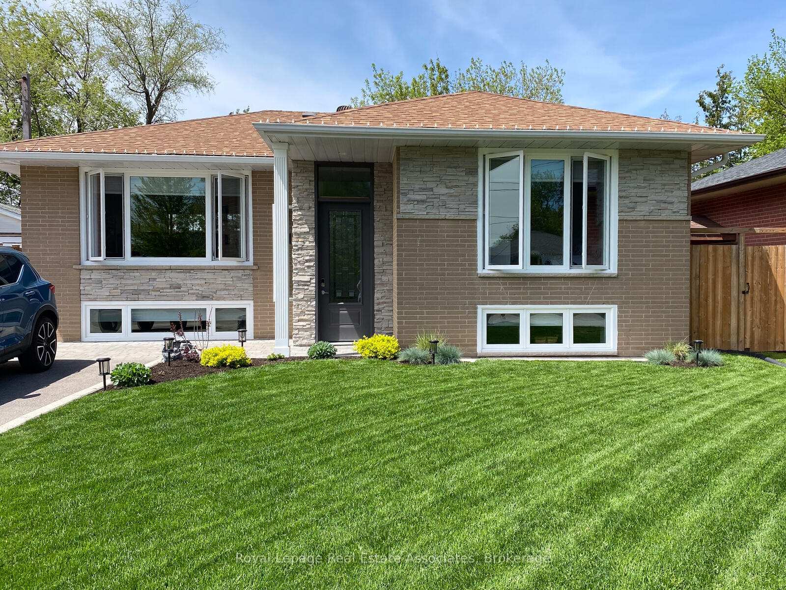 24-stevens-crescent-halton-hills-ontario-w12971126