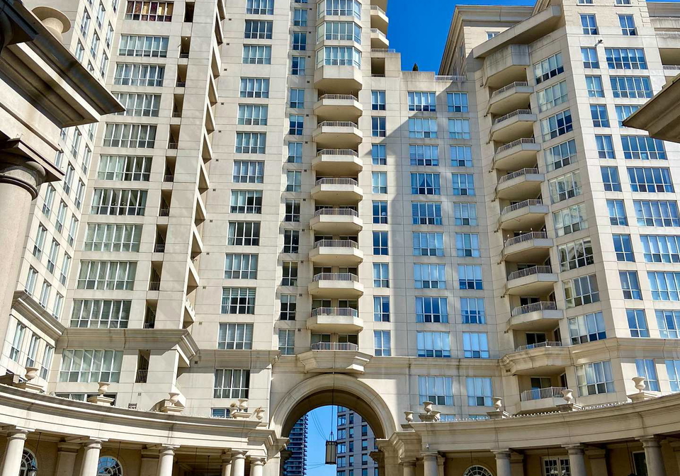 2285-lake-shore-boulevard-w-etobicoke-ontario-w12971134