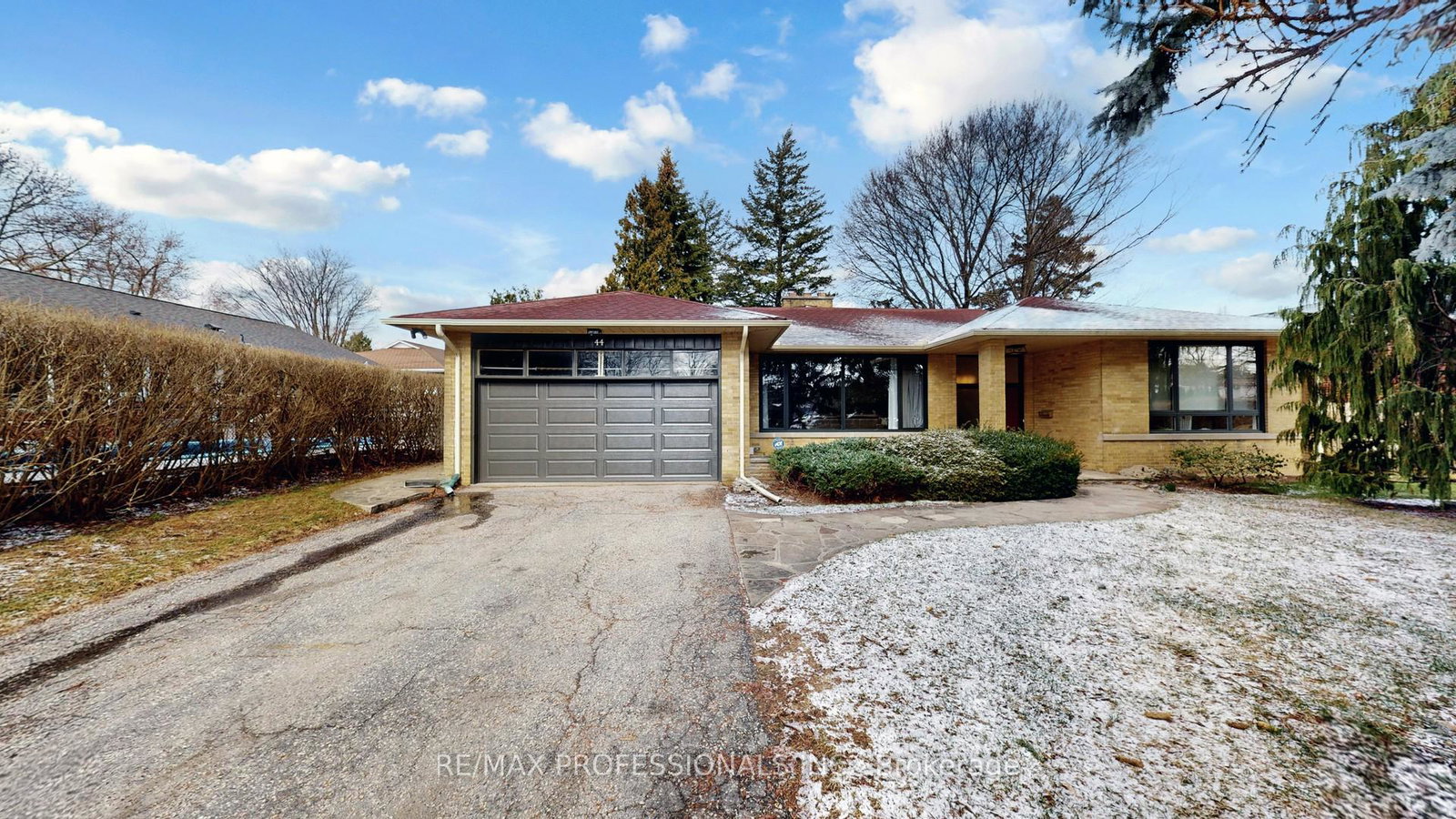 44-princess-margaret-boulevard-etobicoke-ontario-w12971178