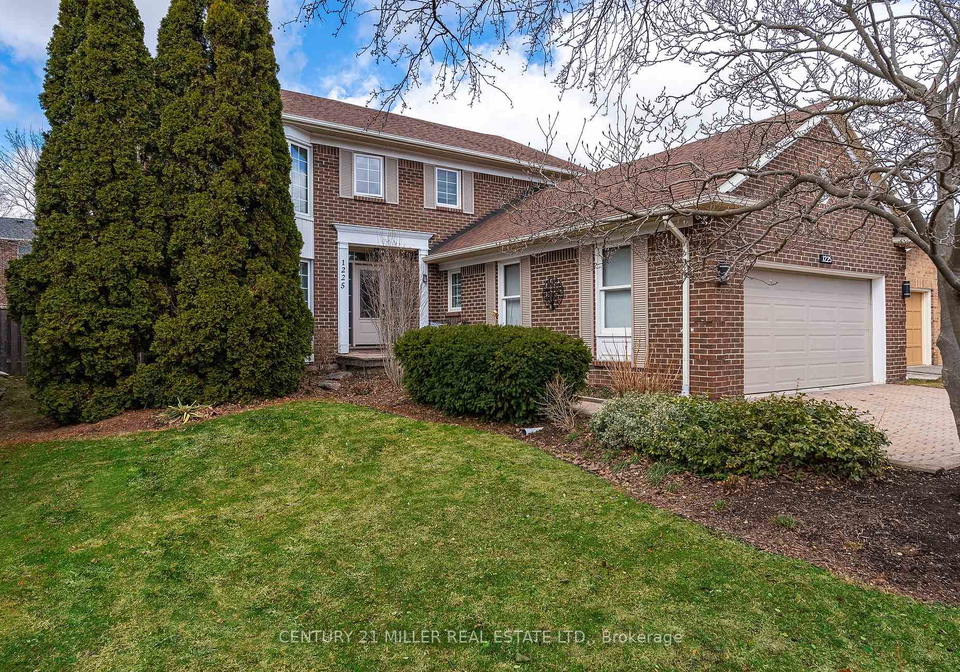1225-old-post-drive-oakville-ontario-w12971234
