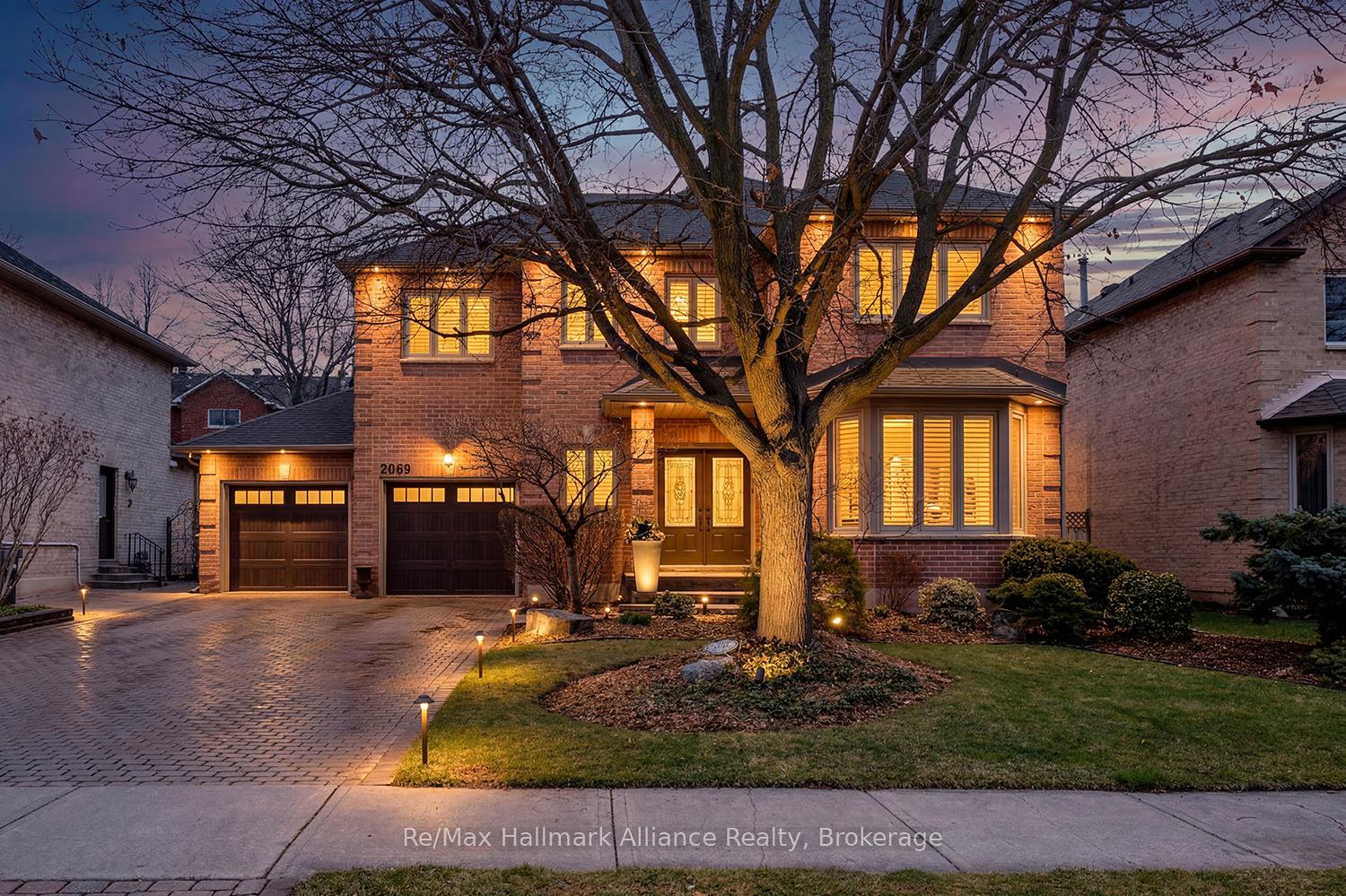 2069-nipigon-drive-oakville-ontario-w12971272