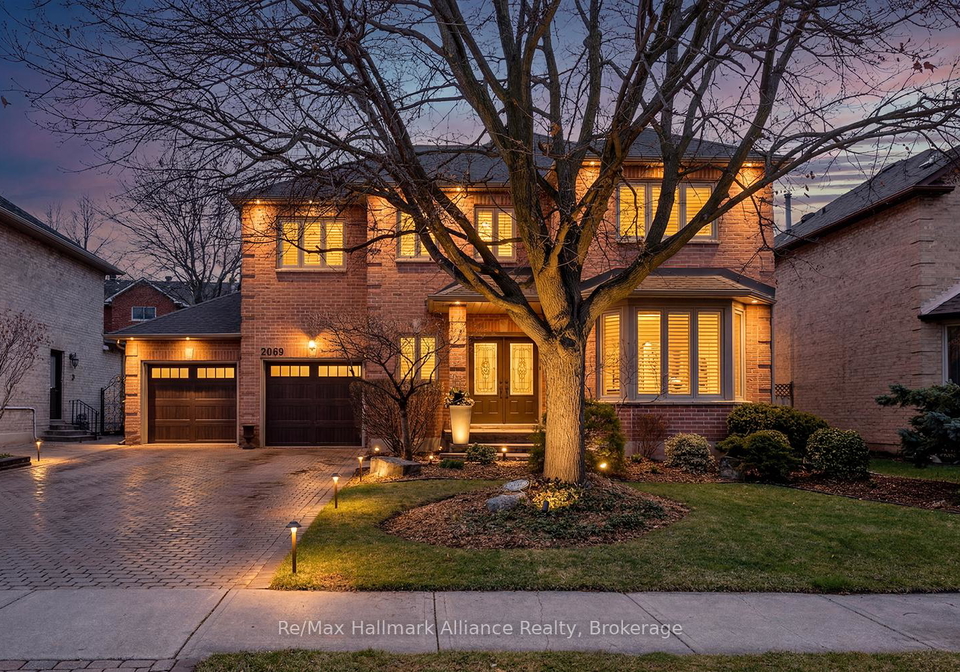 2069-nipigon-drive-oakville-ontario-w12971272