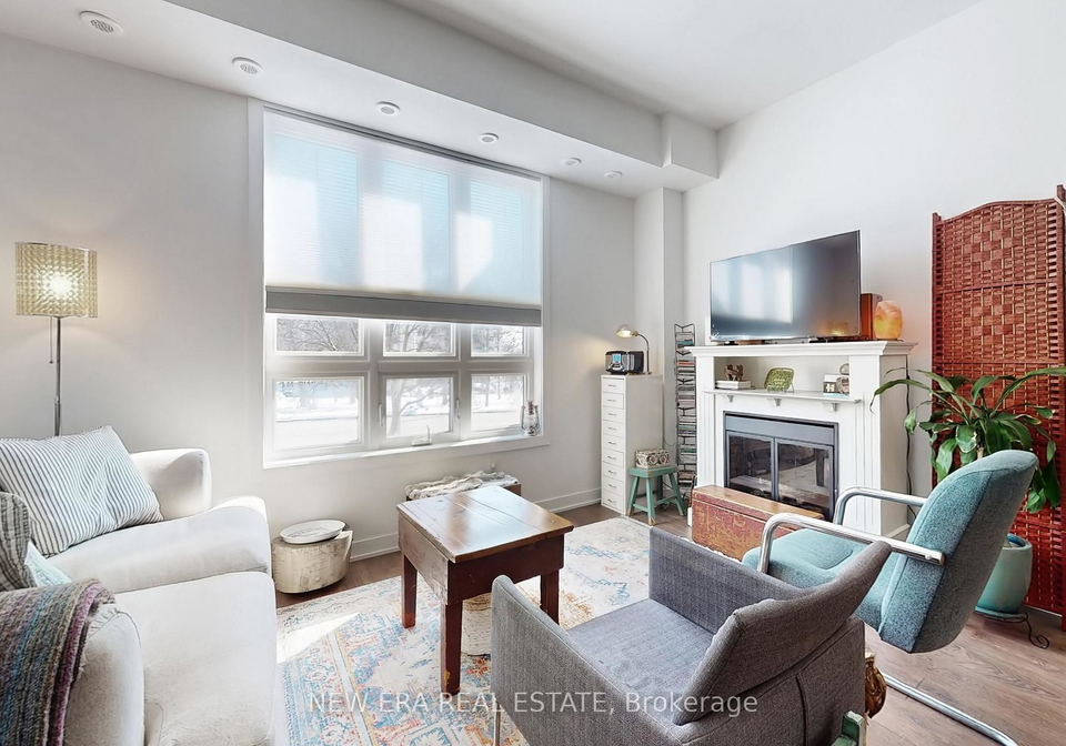 4015-hickory-drive-mississauga-ontario-w12971296
