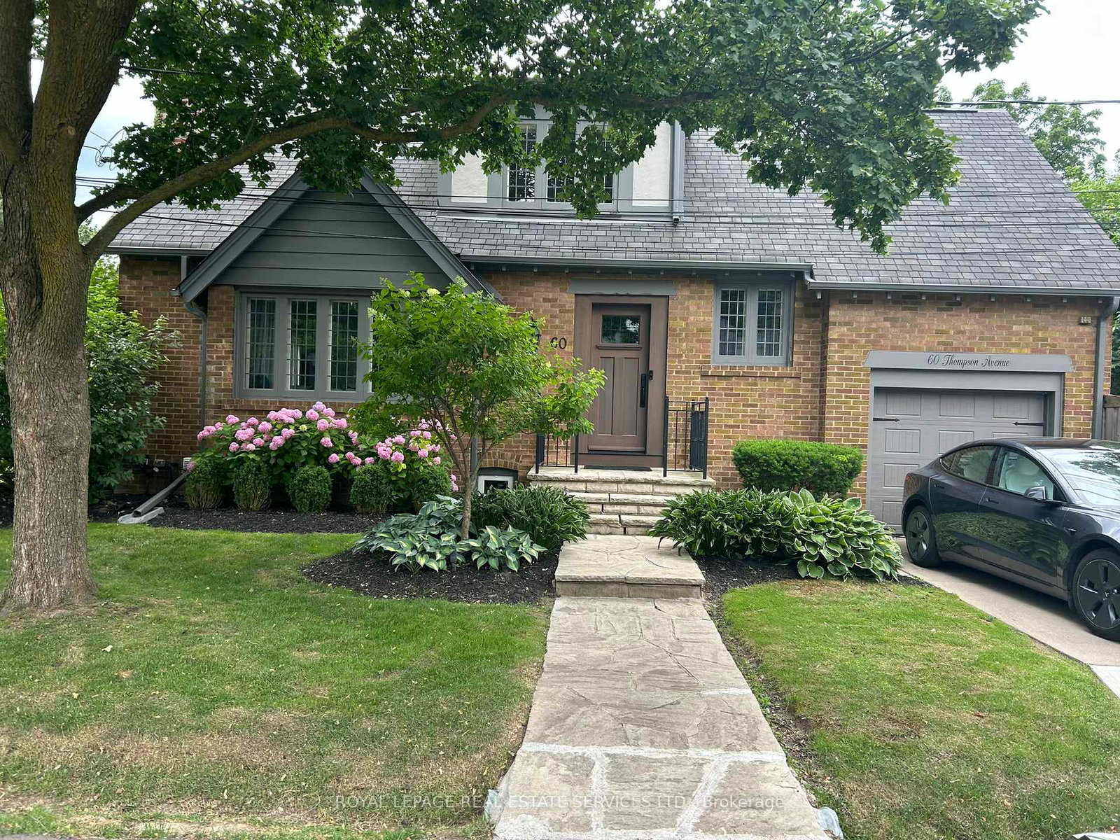 60-thompson-avenue-etobicoke-ontario-w12971668