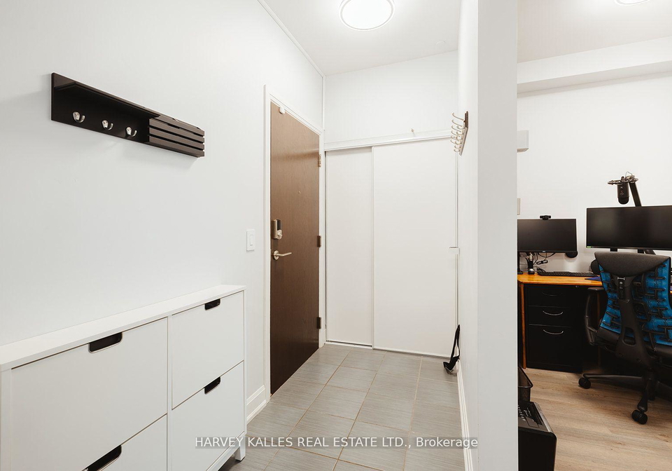 216-oak-park-boulevard-oakville-ontario-w12971846
