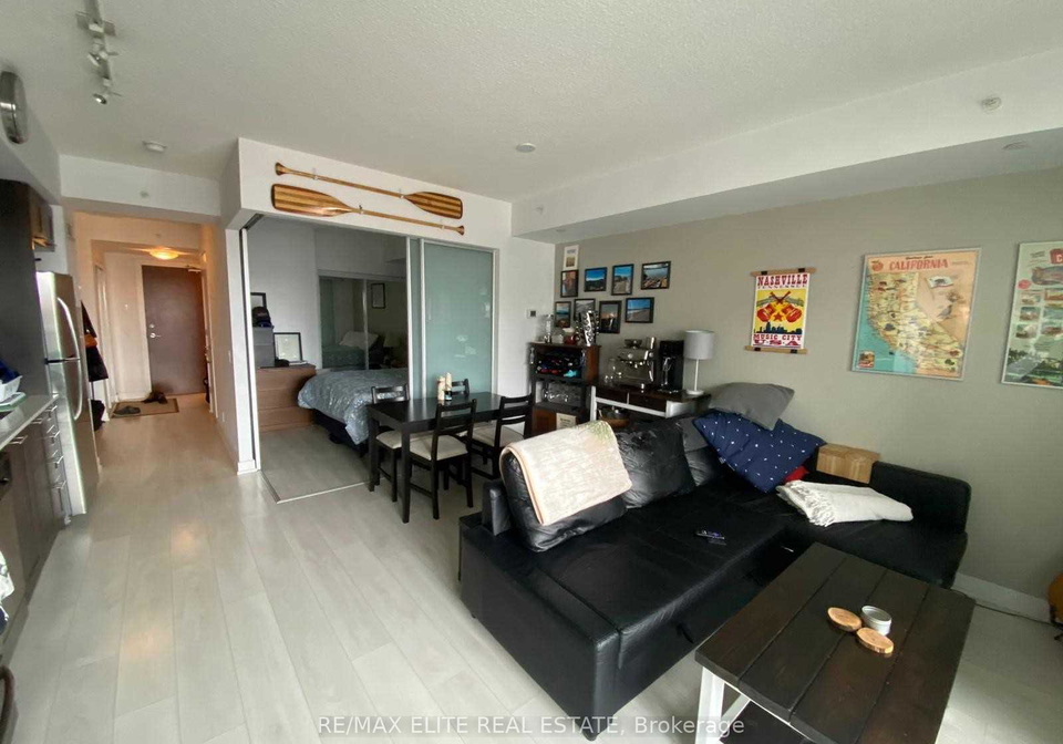2220-lakeshore-boulevard-w-etobicoke-ontario-w12972546