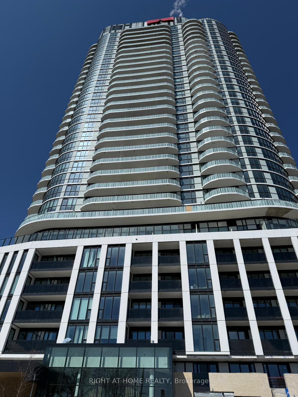 1-fairview-road-street-mississauga-ontario-w12972648