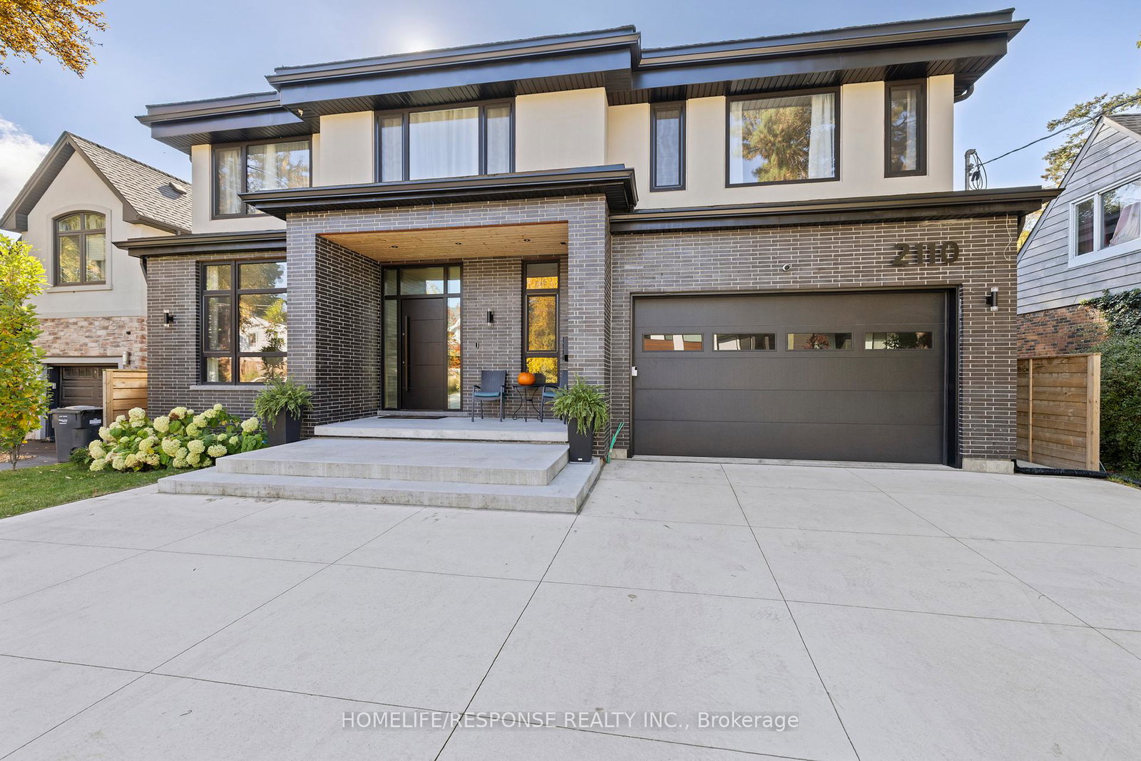 2110-courtland-crescent-mississauga-ontario-w12972954