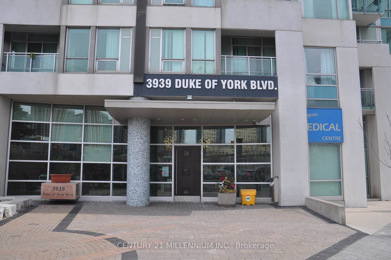 3939-duke-of-york-boulevard-mississauga-ontario-w12973344