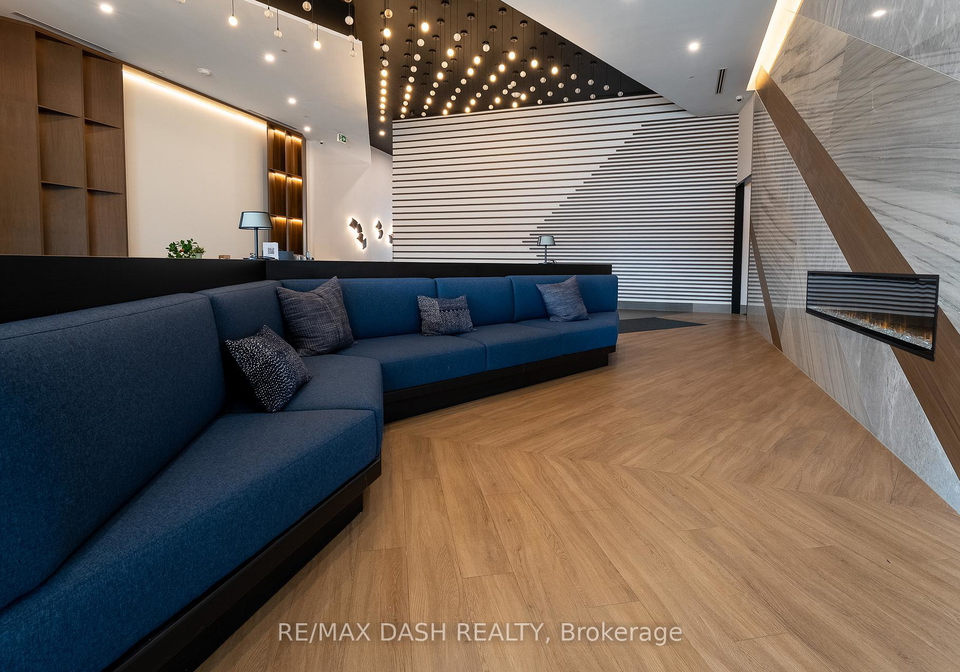 1037-the-queensway-avenue-etobicoke-ontario-w12973830