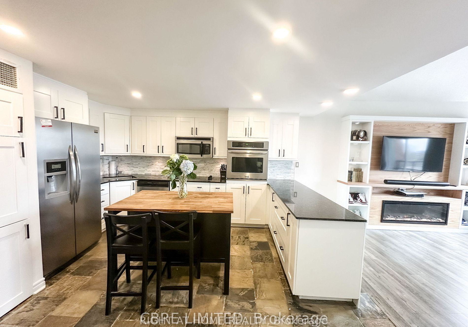 100-bronte-road-oakville-ontario-w12973838