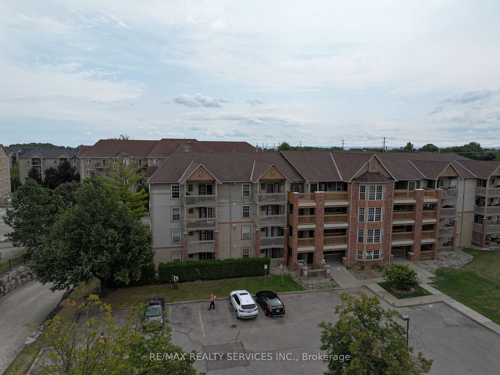 4005-kilmer-drive-burlington-ontario-w12974008