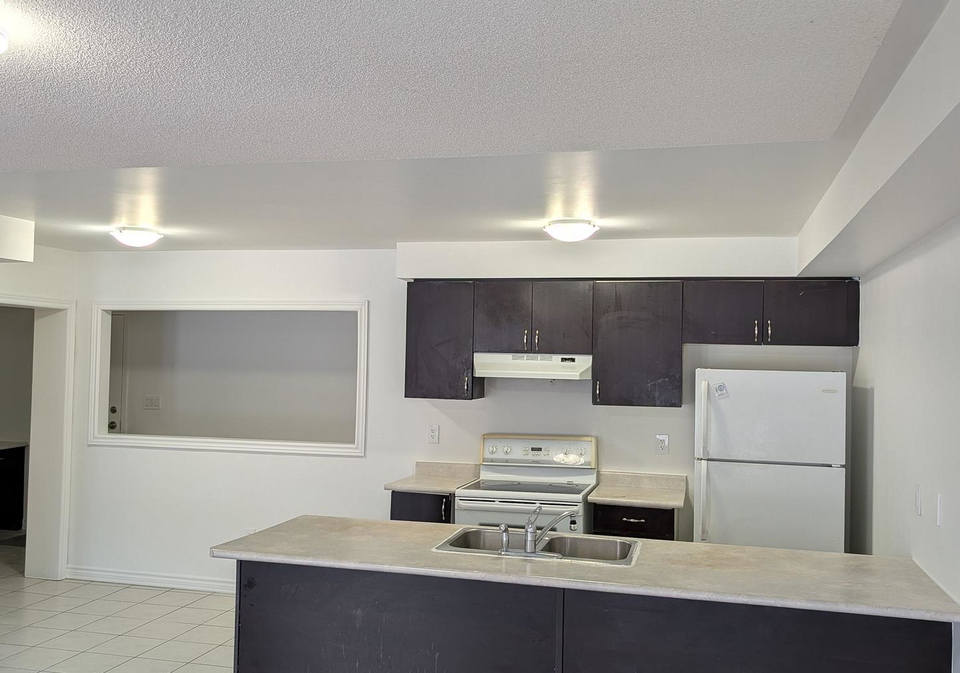 200-veterans-drive-brampton-ontario-w12974122