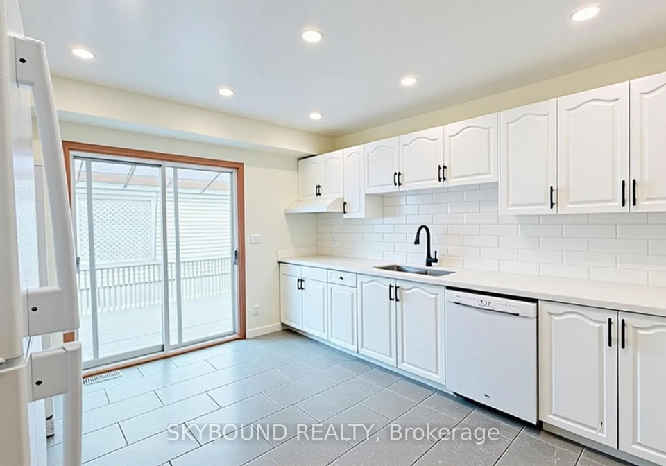 1298-forest-hill-oakville-ontario-w12974184