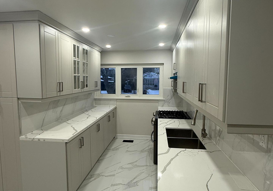 6-strathavon-drive-etobicoke-ontario-w12974238