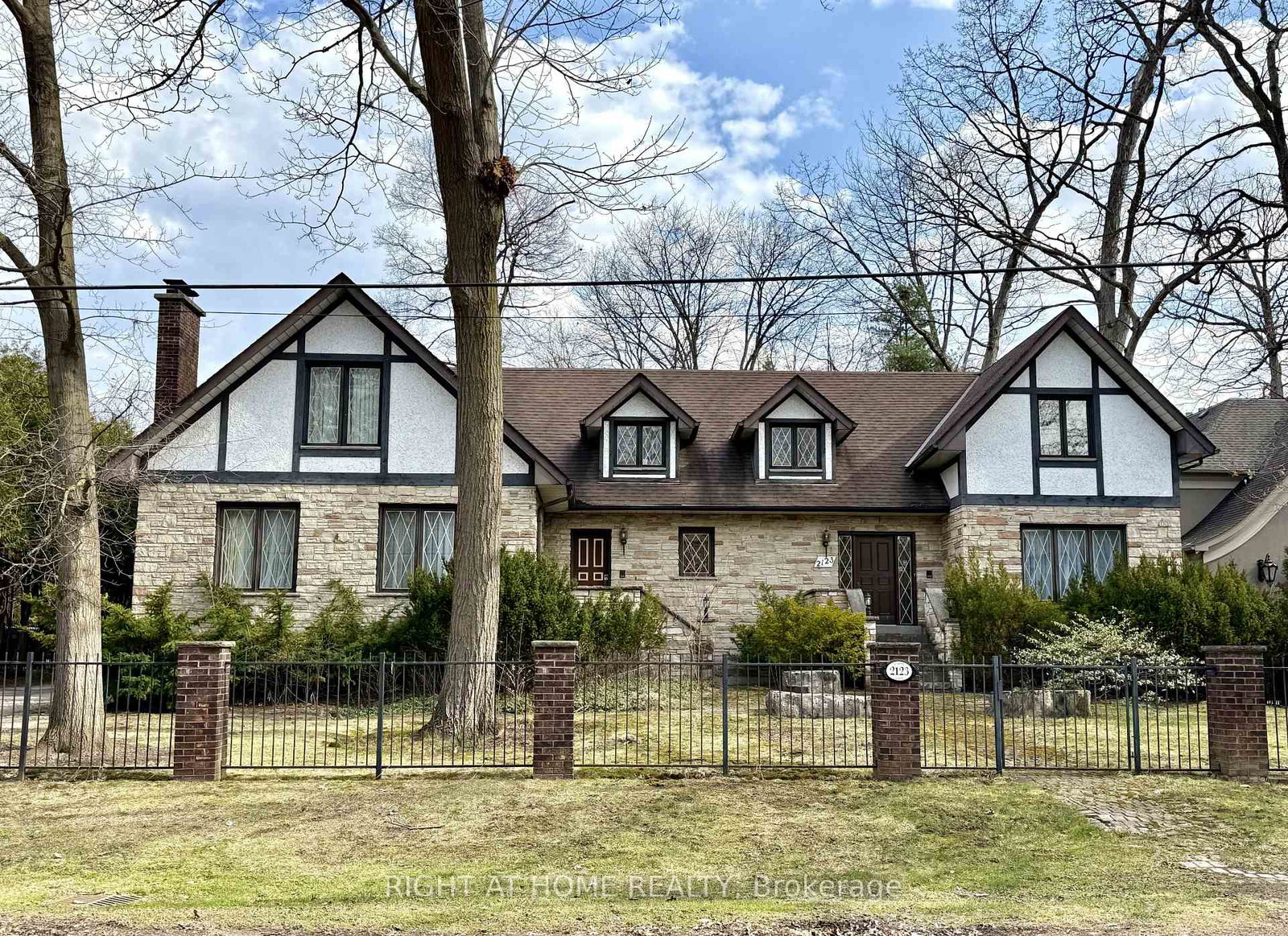 2123-gordon-drive-mississauga-ontario-w12974300
