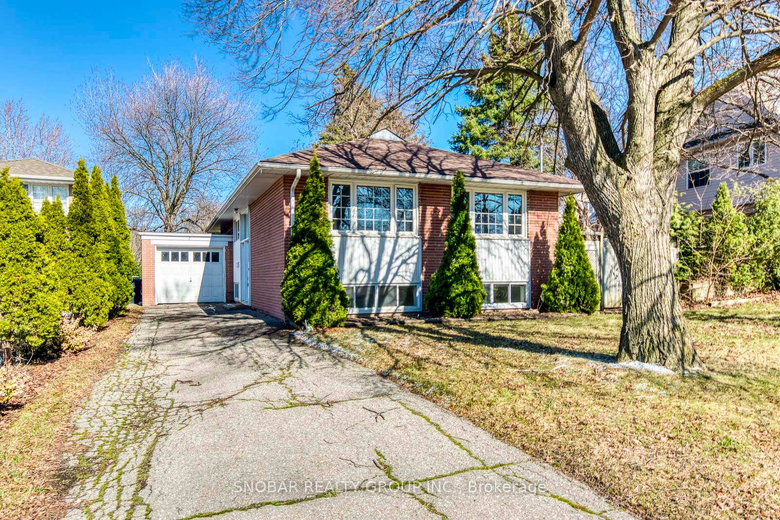7-golfwood-heights-etobicoke-ontario-w12974424