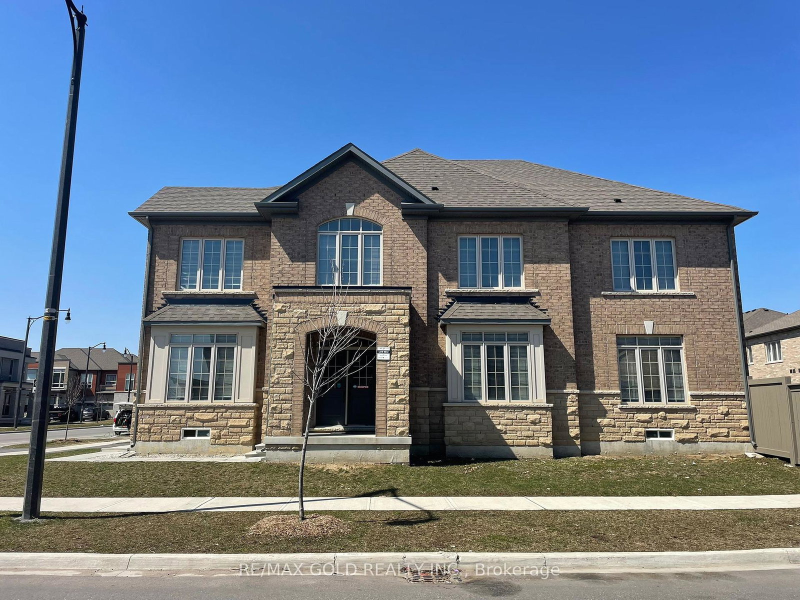 537-veterans-drive-brampton-ontario-w12974662