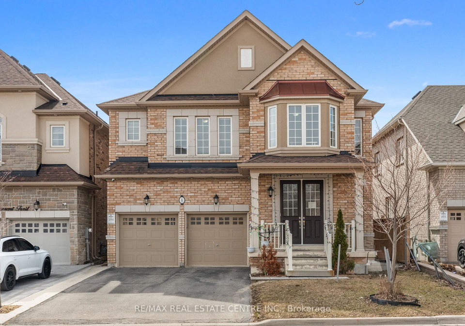 4-monument-trail-brampton-ontario-w12974722