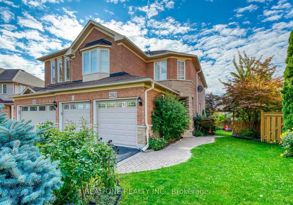 2112-redstone-crescent-oakville-ontario-w12975076