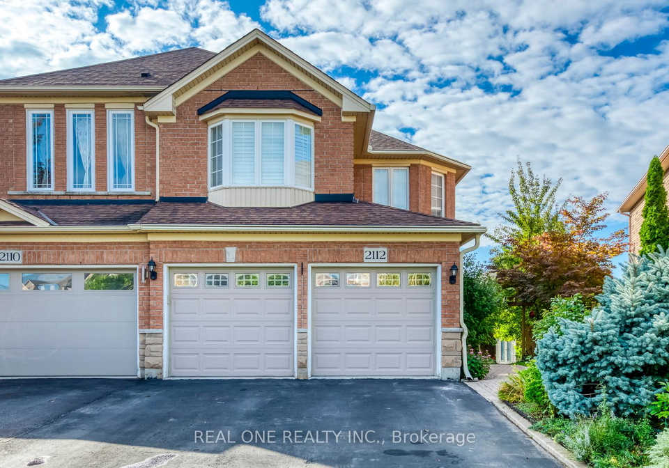 2112-redstone-crescent-oakville-ontario-w12975076