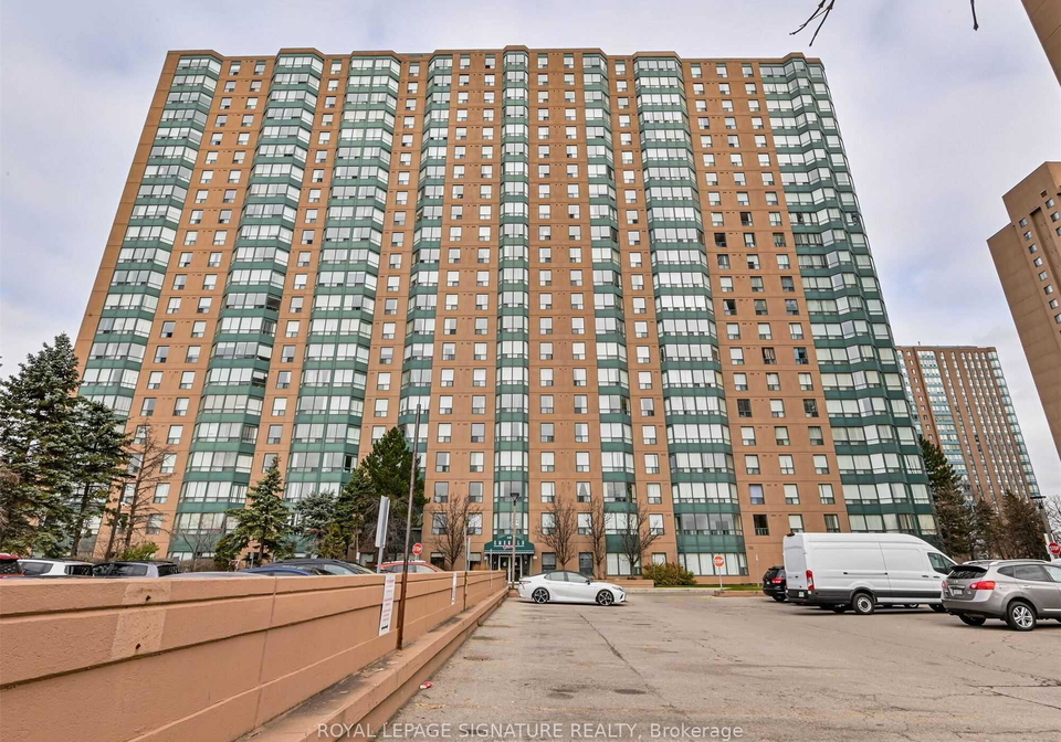 135-hillcrest-avenue-mississauga-ontario-w12975136