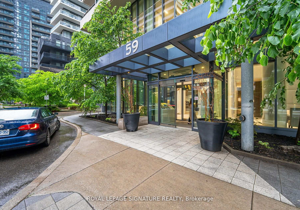 59-annie-craig-drive-etobicoke-ontario-w12975346