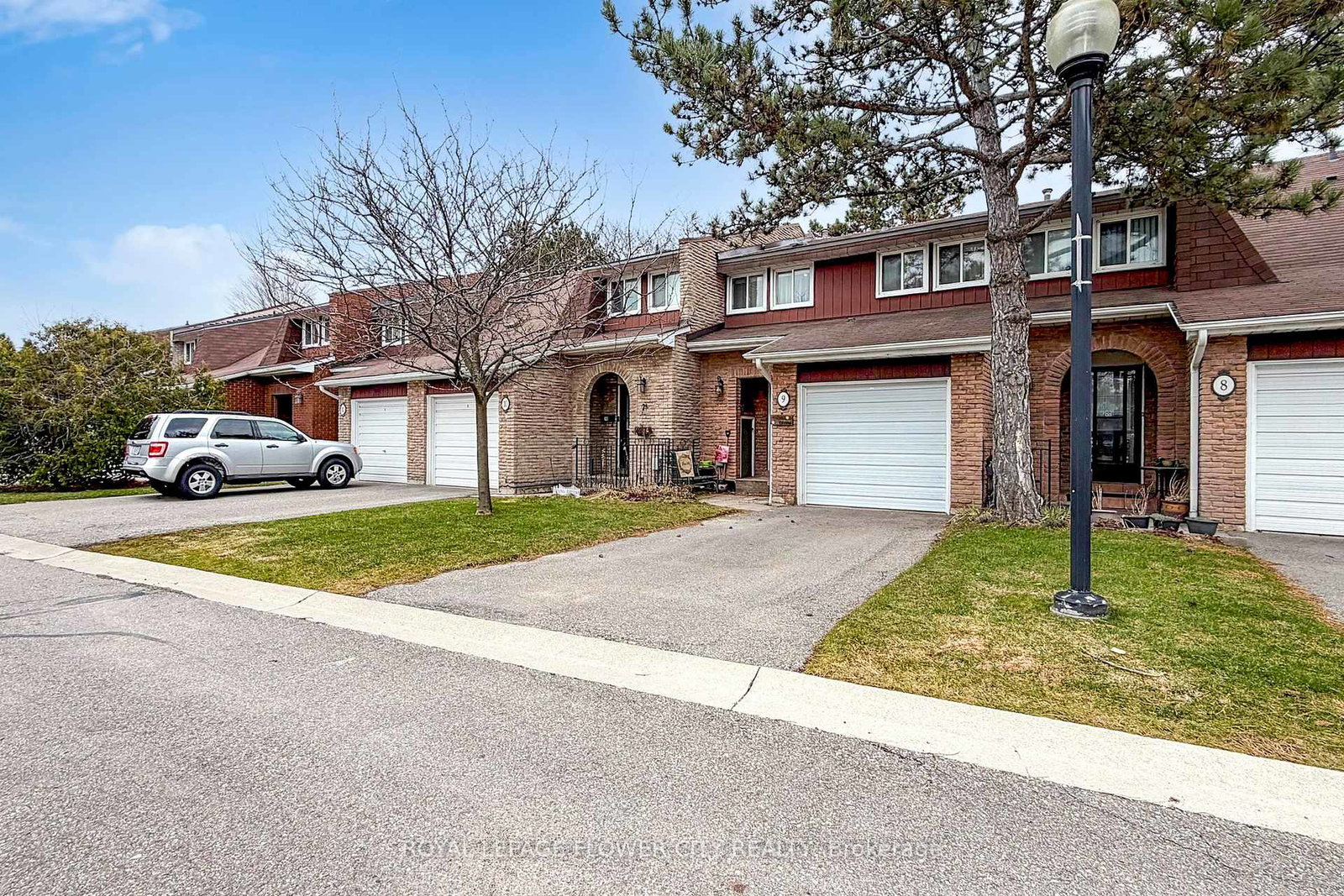 3350-hornbeam-crescent-mississauga-ontario-w12975404
