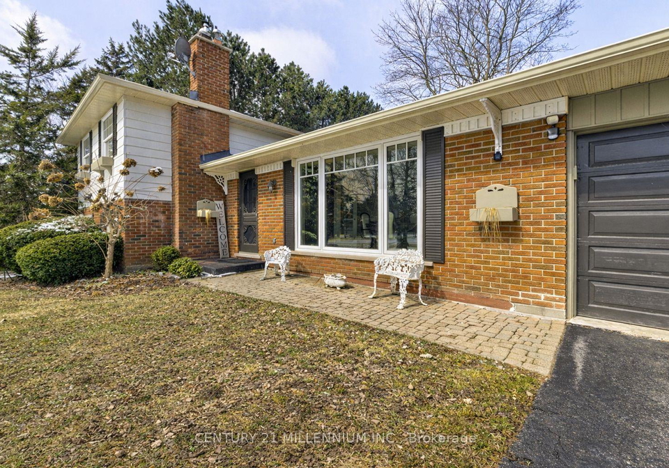 1659-hawthorn-avenue-caledon-ontario-w12975674