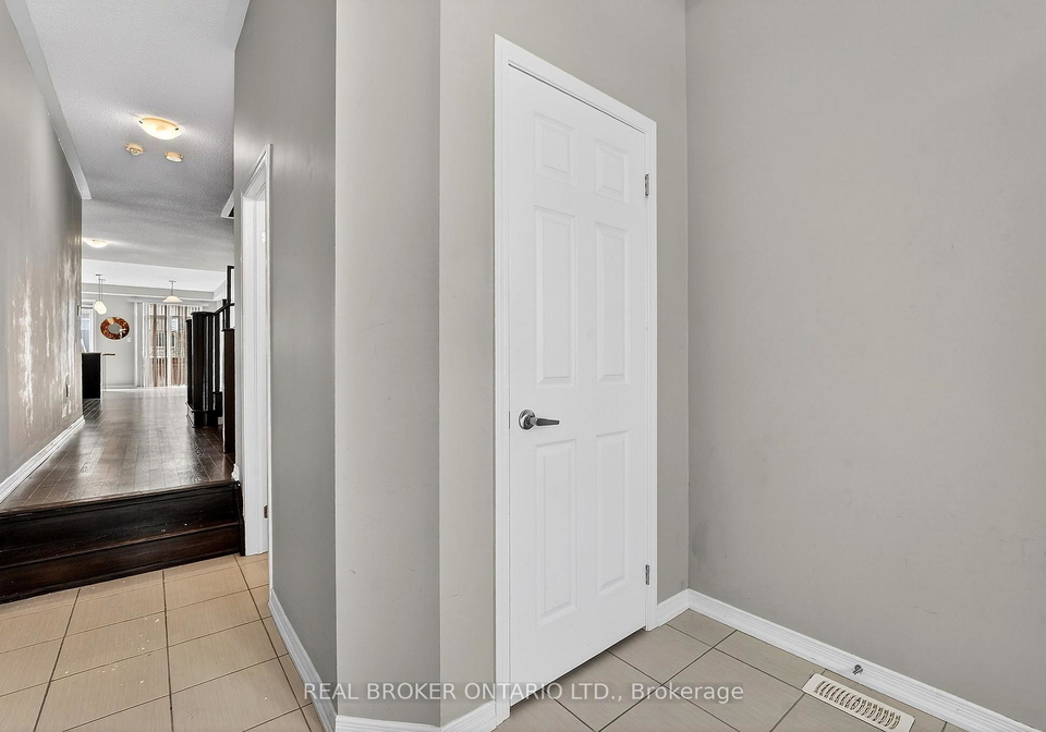 82-upper-canada-court-halton-hills-ontario-w12975940