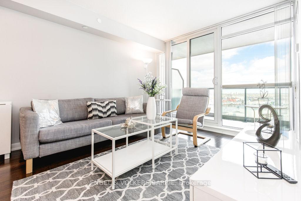 215-sherway-gardens-road-etobicoke-ontario-w12975964