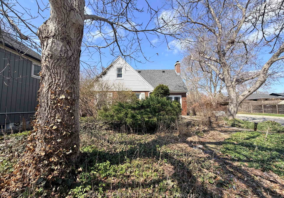 2093-victoria-avenue-burlington-ontario-w12976018
