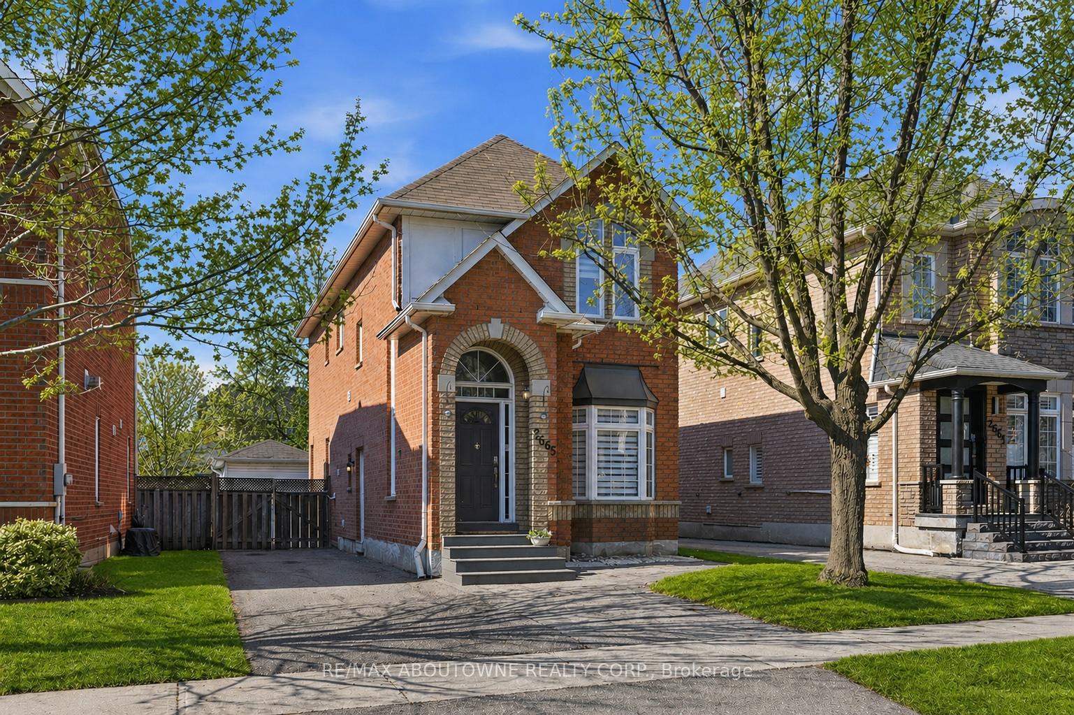 2665-castle-hill-crescent-oakville-ontario-w12976132