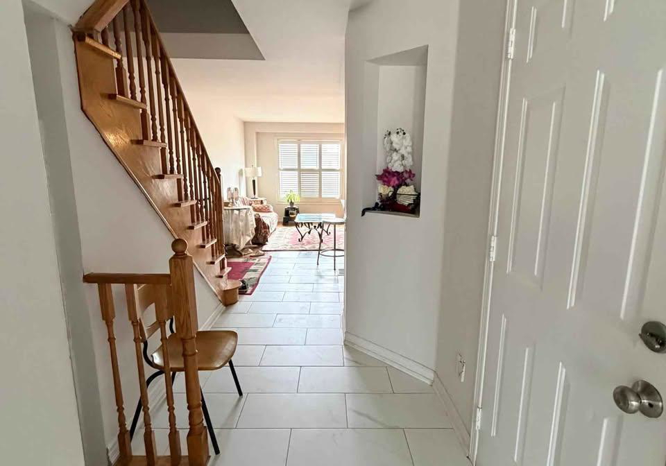 35-view-green-crescent-etobicoke-ontario-w12976202