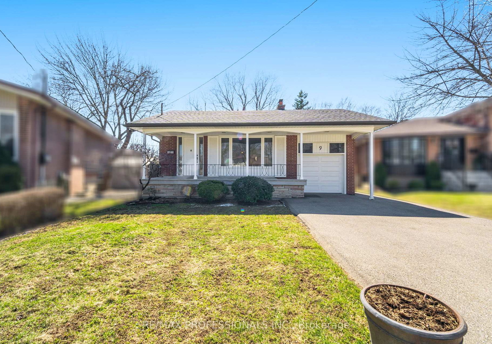 9-halbadier-place-etobicoke-ontario-w12976258
