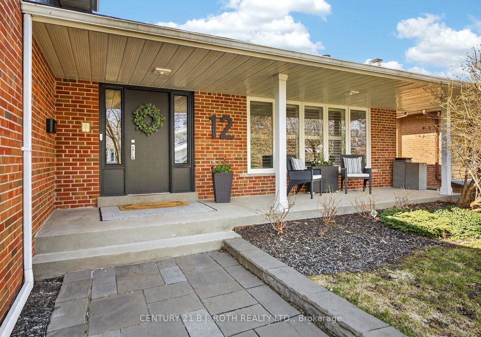 12-tallforest-crescent-etobicoke-ontario-w12976390