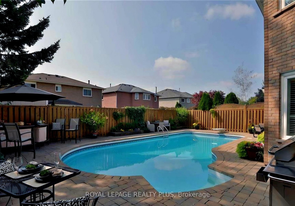 314-leacock-avenue-oakville-ontario-w12976606