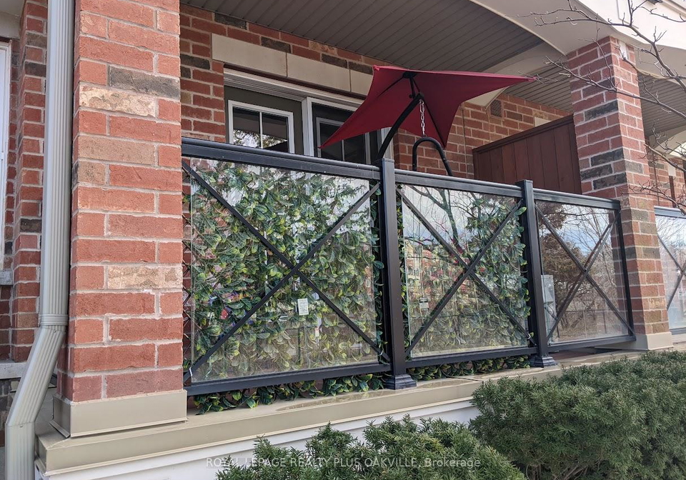 hays-boulevard-oakville-ontario-w12976610
