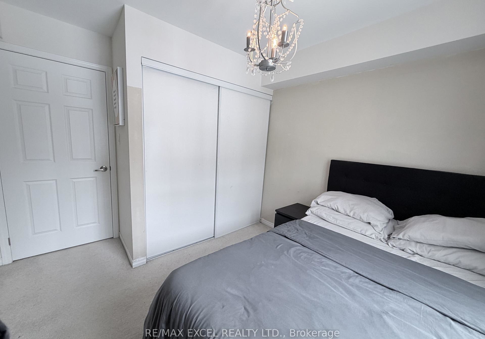 15-applewood-lane-etobicoke-ontario-w12976618