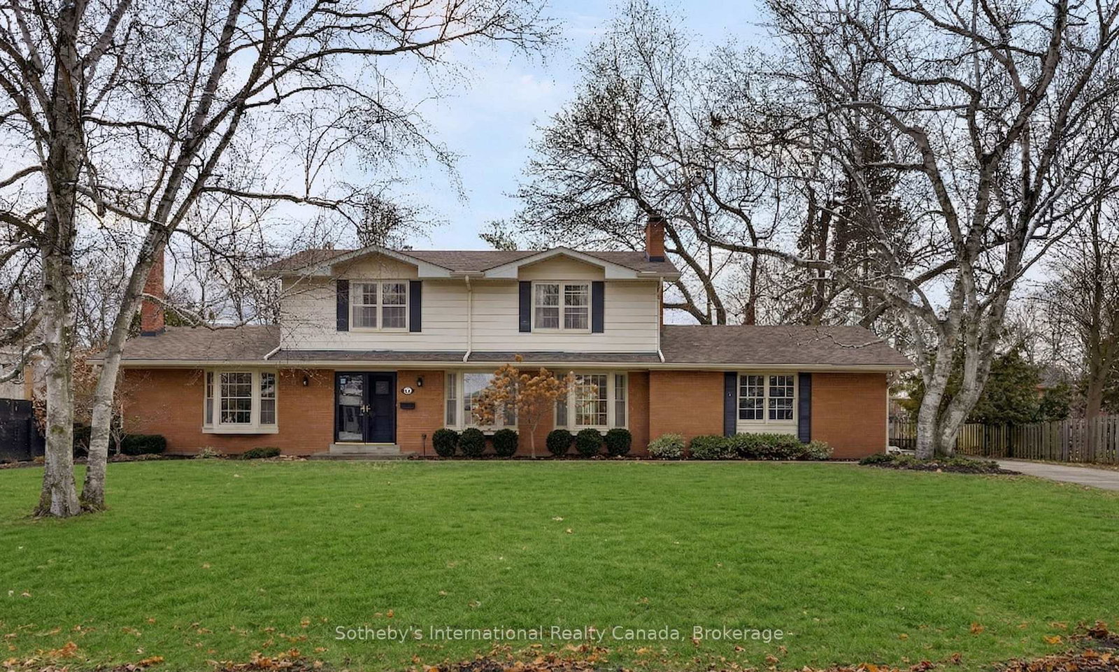 174-claxton-drive-oakville-ontario-w12976710
