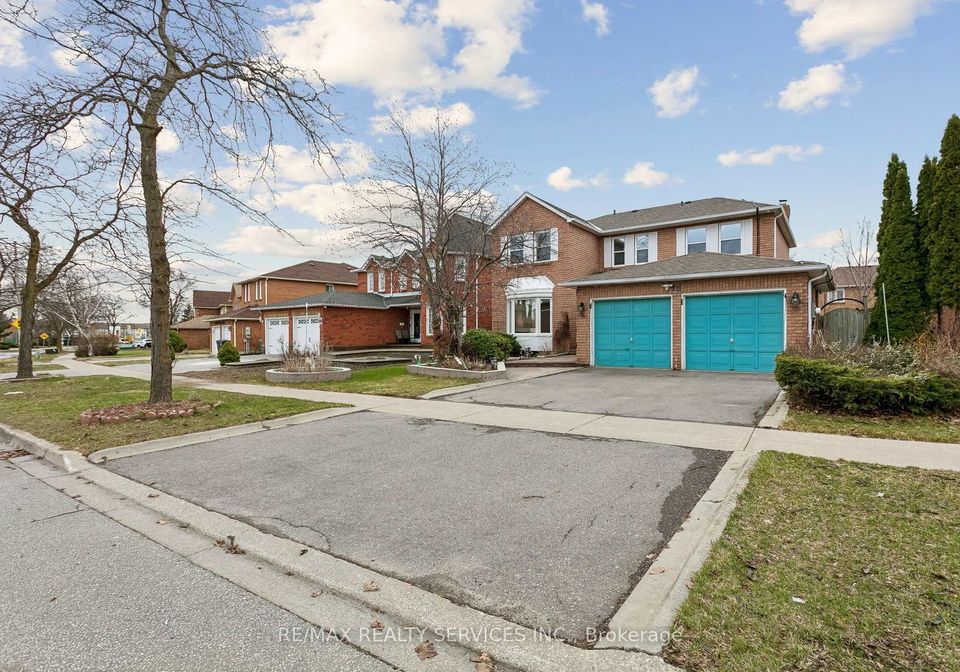 16-major-william-sharpe-drive-e-brampton-ontario-w12976788